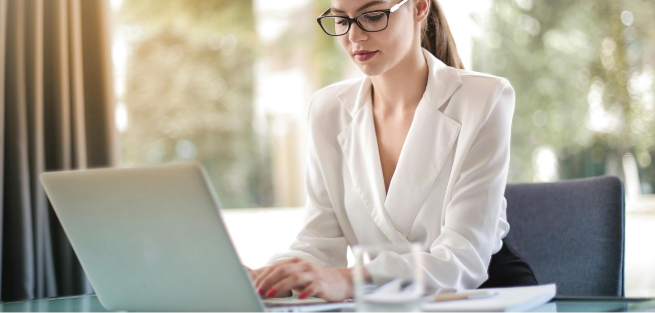 Cómo Crear un Currículum que Impacte